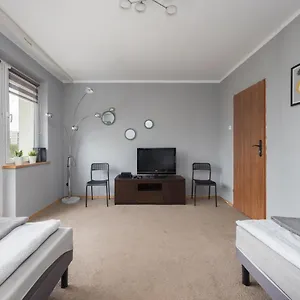 pokoje-wasilkowskiego.warsawhotelspoland.com/